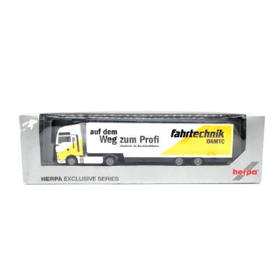 Модель HERPA 301398 Man TGX XXL Jumbokoffer Sattelzug 1:87