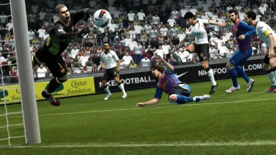 PES 2013 Pro Evolution Soccer (Xbox 360, б/у, без обложки, множ. царап. только немецкий язык)