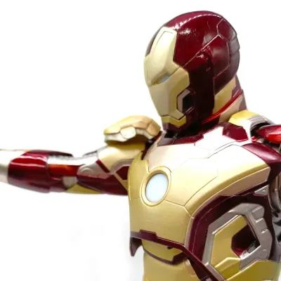 Фигурка Kotobukiya Iron Man Mark 42. Iron Man 3 ArtFX (уценка, некомплект)