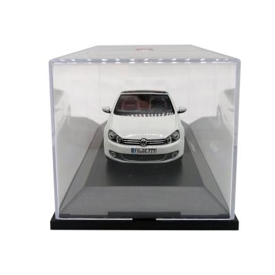 Модель автомобиля Schuco 450746700 VW Golf Cabrio 1:43