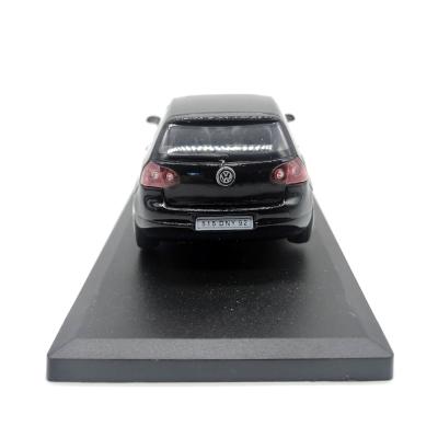 Модель автомобиля Solido 421433320 VW Golf V 2003 1:43