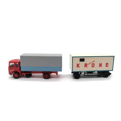 Модель HERPA 303224 Man F8 HZ 1:87