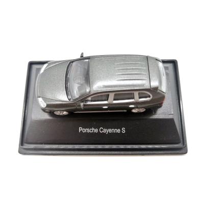 Модель автомобиля Schuco 452606400 Porsche Cayenne S 1:87