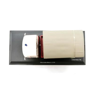 Модель автомобиля Schuco 450291600 Mercedes-Benz L 319 1:43