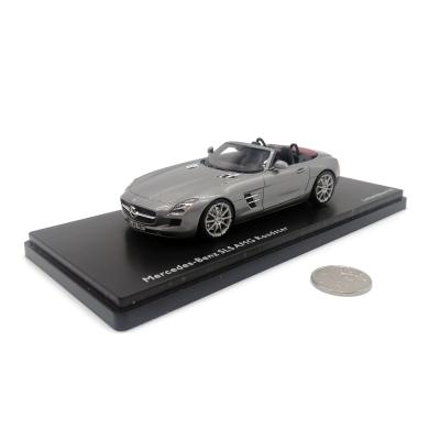 Модель автомобиля Schuco 450887200 Mercedes-Benz SLS AMG A197 1:43 (grey)