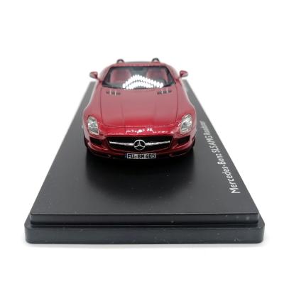 Модель автомобиля Schuco 450887100 Mercedes-Benz SLS AMG A197 1:43 (red)