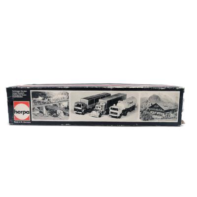 Модель HERPA с цистерной "Agip" 1:87