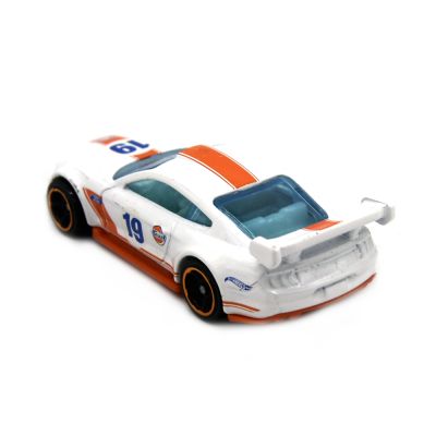 Машинка Hot Wheels Custom 18 Ford Mustang GT FYB67 (б/у)