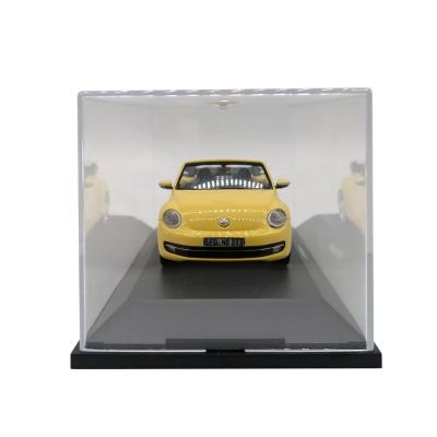 Модель автомобиля Schuco 450747600 VW Beetle Cabrio 1:43