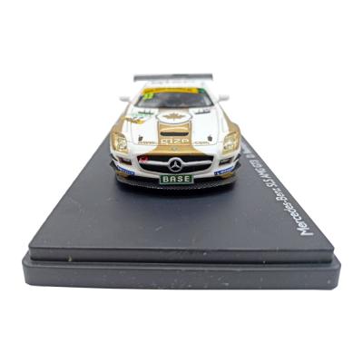 Модель автомобиля Schuco 450882300 Mercedes-Benz SLS AMG GT3 №32 1:43