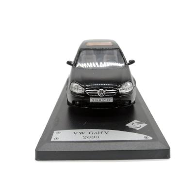 Модель автомобиля Solido 421433320 VW Golf V 2003 1:43