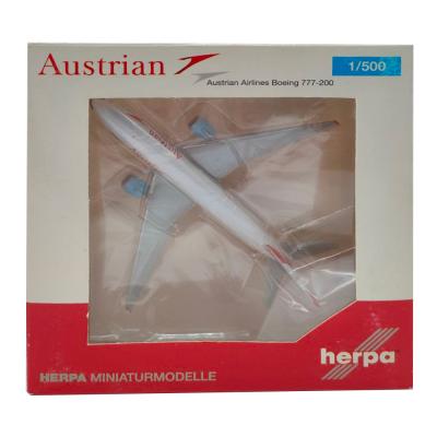 Модель самолета Herpa Wings 506786-002 Austrian Airlines Boeing 777-200 "Blue Danube" OE-LPE 1:500
