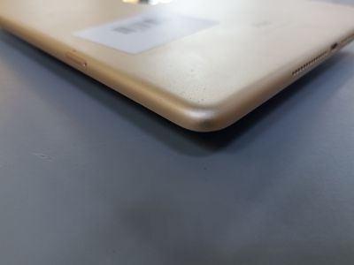 Планшет Apple iPad Air 2 16Gb Wi-Fi + Cellular (Gold) (SN: DMPNG4XHG5WT, б/у)