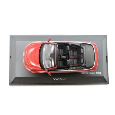 Модель автомобиля Schuco 450746600 VW Golf 1:43